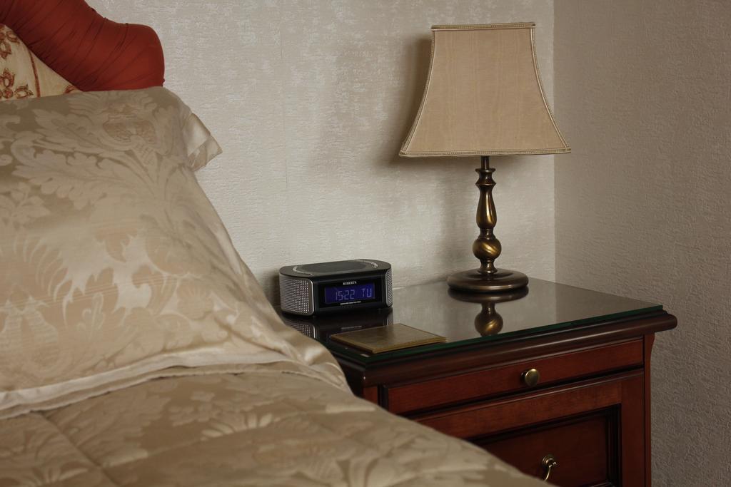 Pineview Guesthouse Пул Экстерьер фото